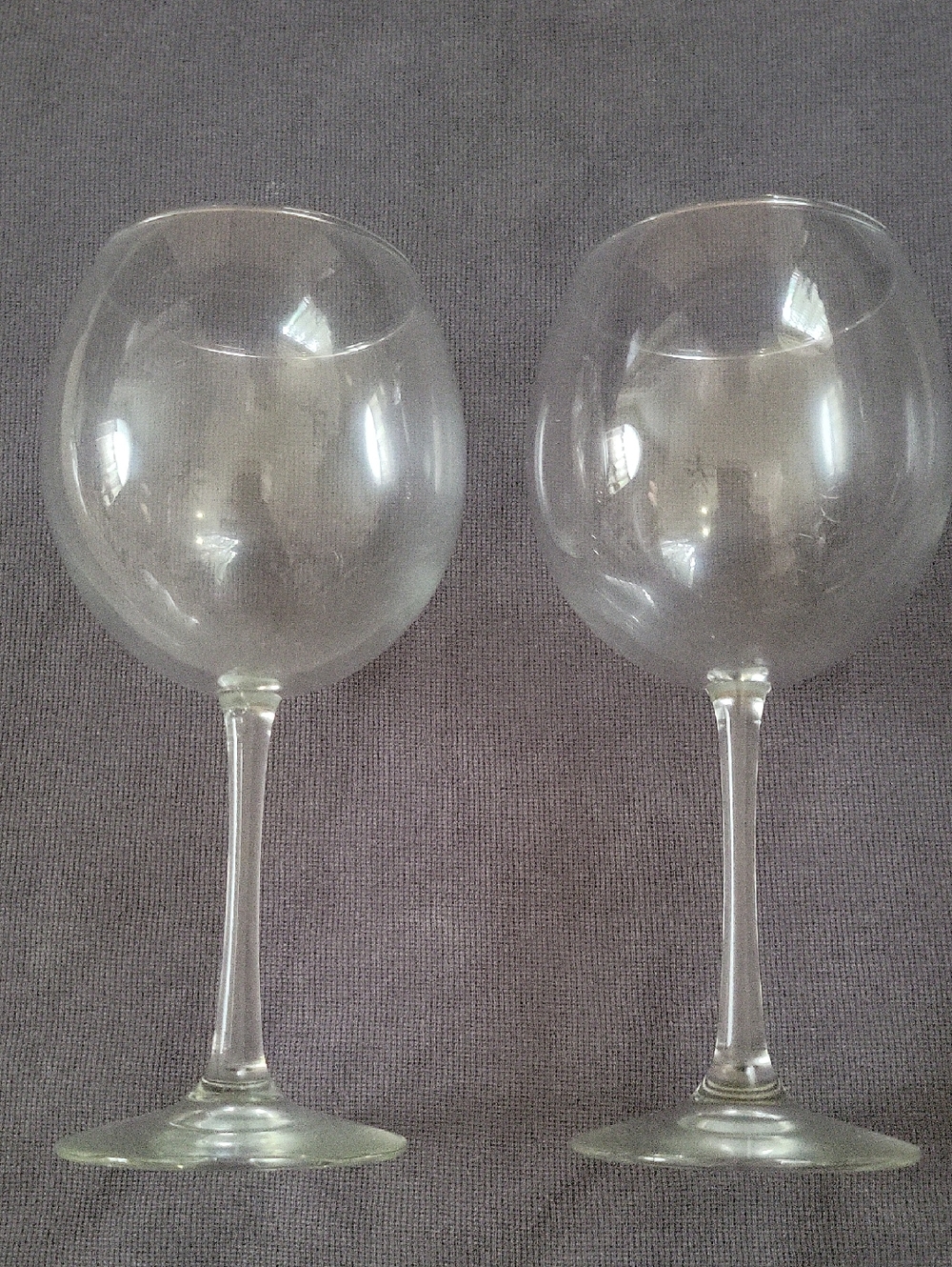 Clear Glass Wine Goblet - Set of 2